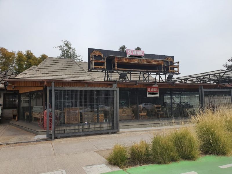 TERRENO CON LOCAL IV CENTENARIO // LAS CONDES