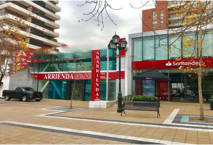 LOCAL COMERCIAL AV. APOQUINDO // LAS CONDES LOCAL COMERCIAL AV. APOQUINDO // LAS CONDES